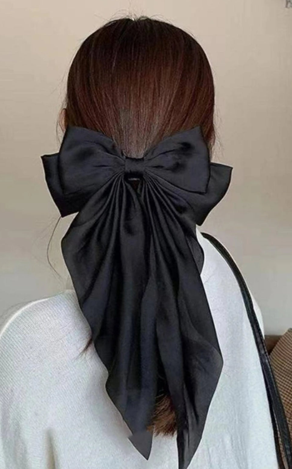 Black Hair Bow